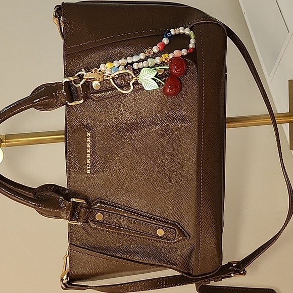 Burberry Patent Leather Somerford Tote Sachel Shoulder Bag  Officesiren - Picture 5 of 16